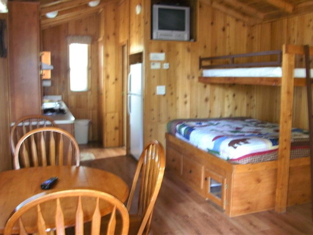 Bend-Sunriver Camping Resort Studio Cabin 6 Kültér fotó