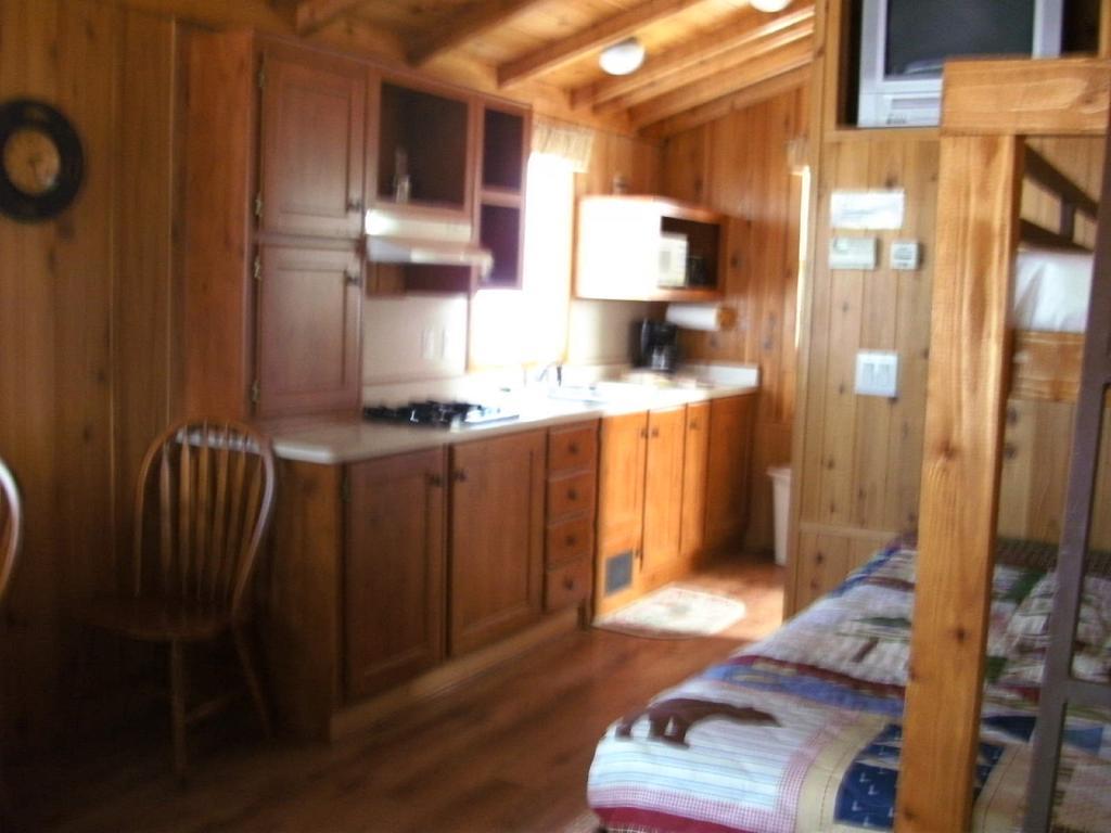 Bend-Sunriver Camping Resort Studio Cabin 6 Kültér fotó