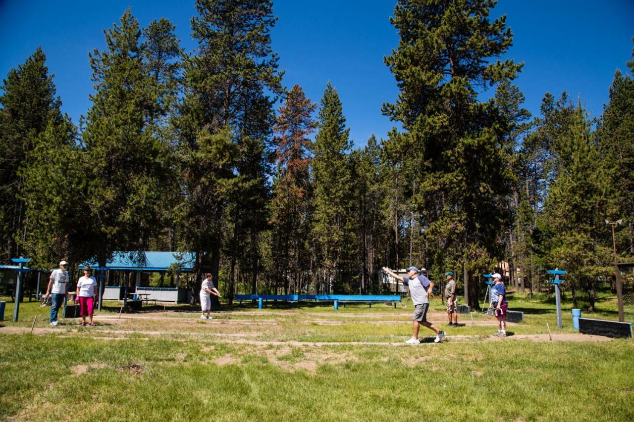Bend-Sunriver Camping Resort Studio Cabin 6 Kültér fotó